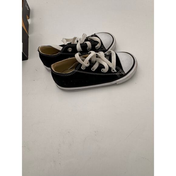 Converse Chuck Taylor All Star Low Top Sneakers –Size 9‎ - Picture 5 of 6